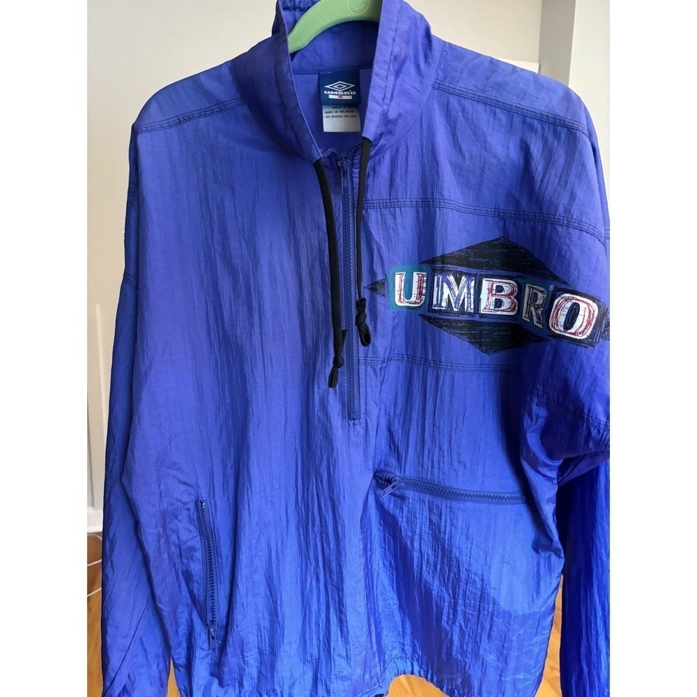 VTG Umbro Nylon Windbreaker Adult Small‎ Unisex Coat Jacket Pullover Purple